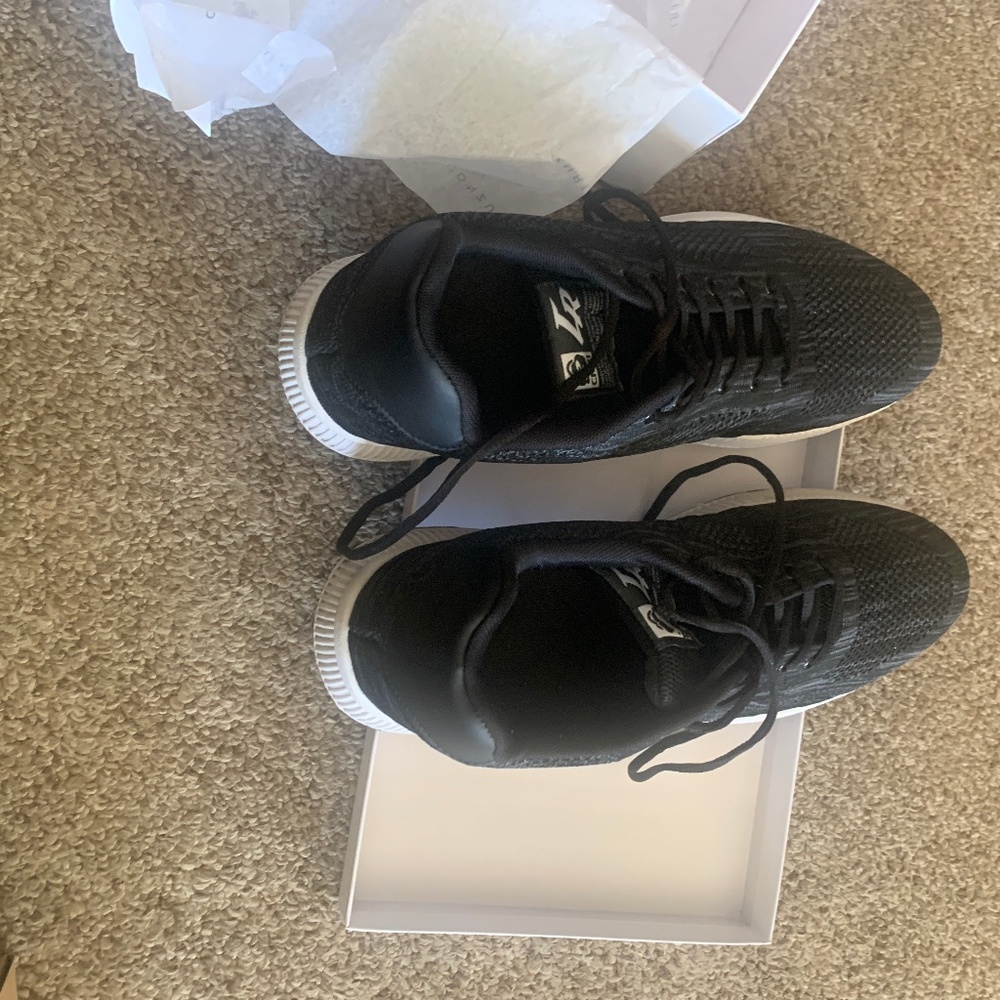 Men’s shoes-Size 13